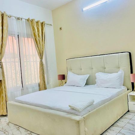 Appartement Avec Vue Panoramique Two Or Three Rooms Yaoundé Exterior foto