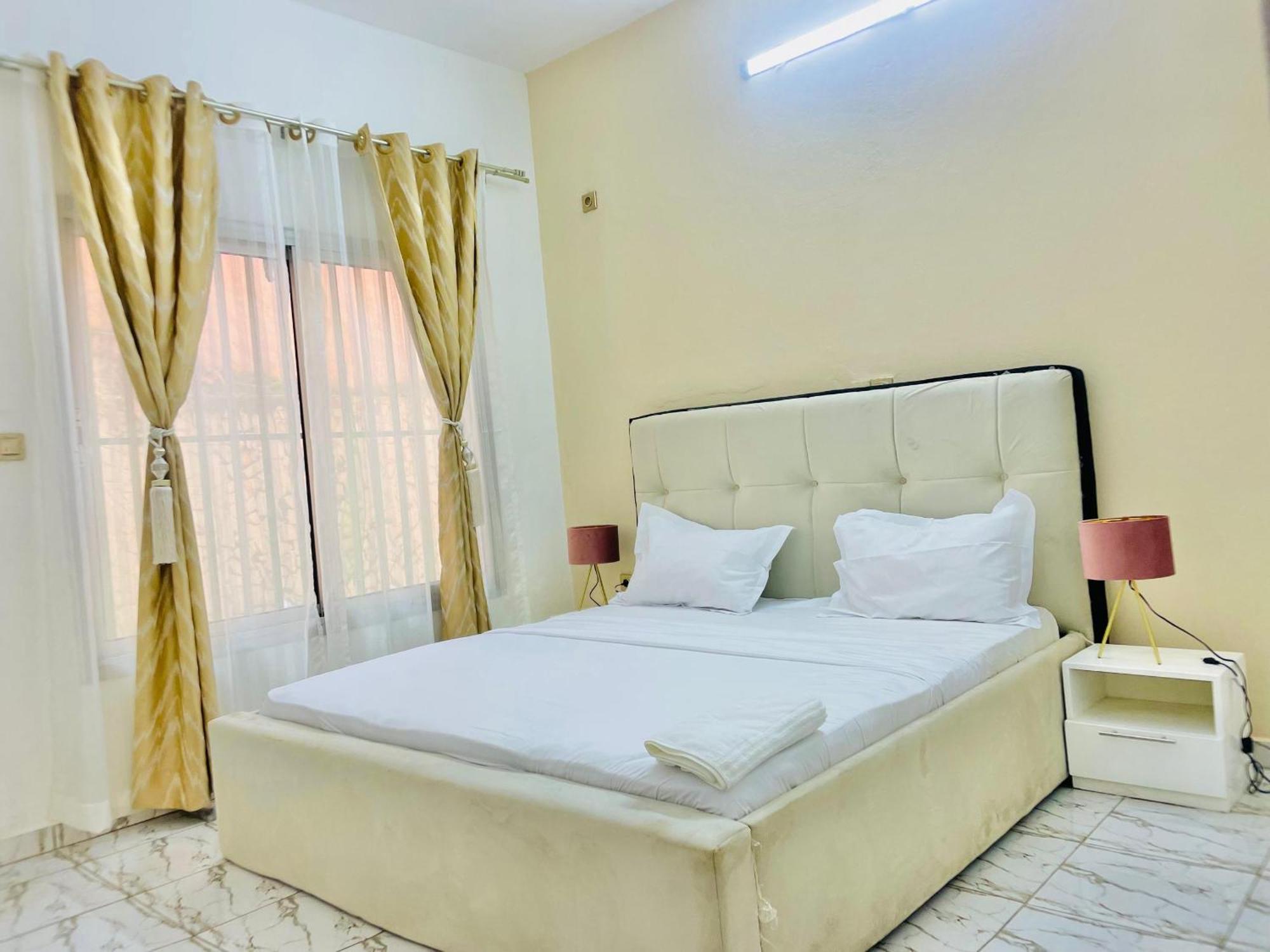 Appartement Avec Vue Panoramique Two Or Three Rooms Yaoundé Exterior foto