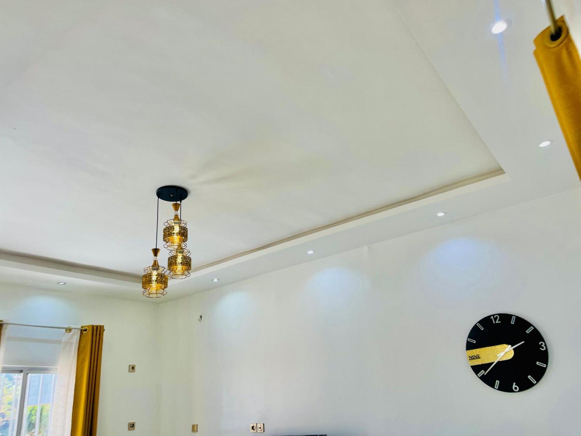 Appartement Avec Vue Panoramique Two Or Three Rooms Yaoundé Exterior foto